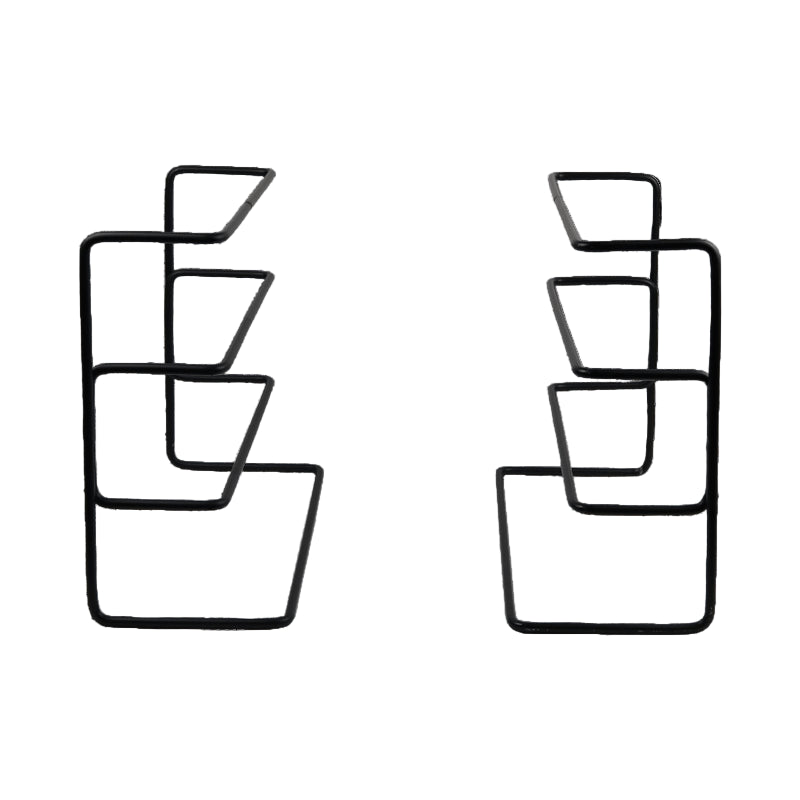 LK’s Multi-Level Grid Stand