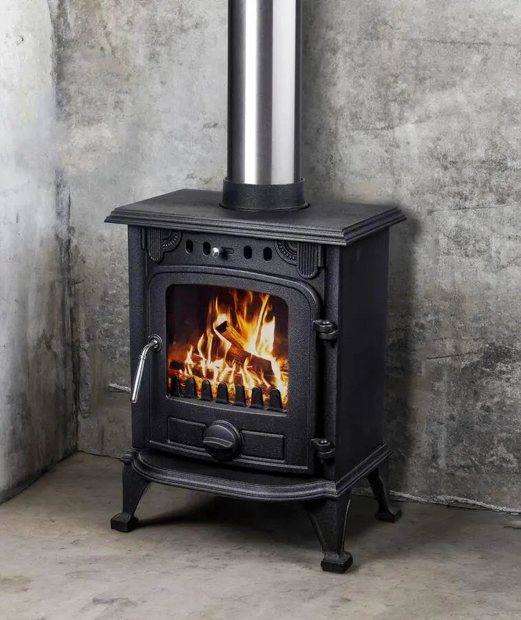 Compact Cast Iron Fireplace with 125mm Flue Kit – Complete Heating Solution 🔥