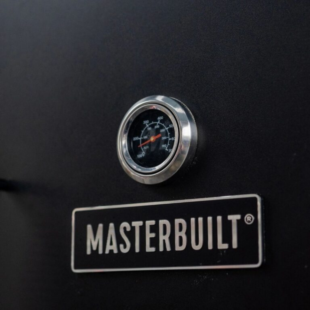 Masterbuilt Dual Fuel Smoker – Versatile Smoking &amp; Grilling Made Easy
